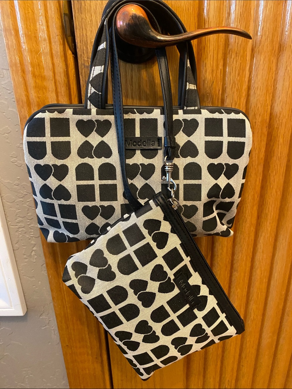 BNWNT Modella Organizer and wristlet/clutch